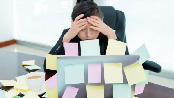 Common leadership mistakes - Pursuing too many goals or priorities.