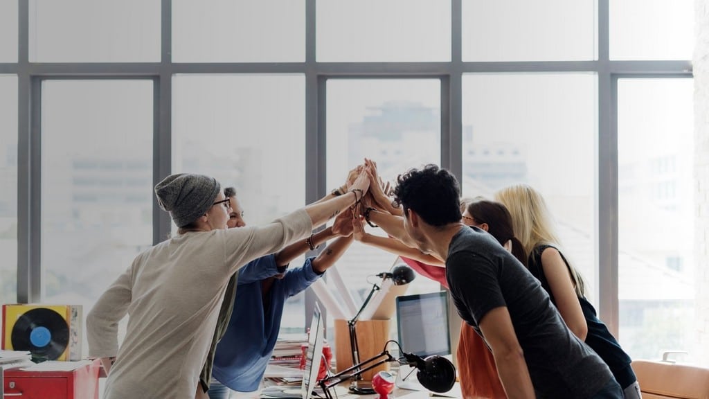 Why Time Management is Important in the Workplace - it helps improved teamwork